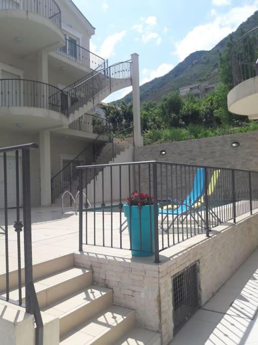 2Br Apartment With Pool コトル エクステリア 写真