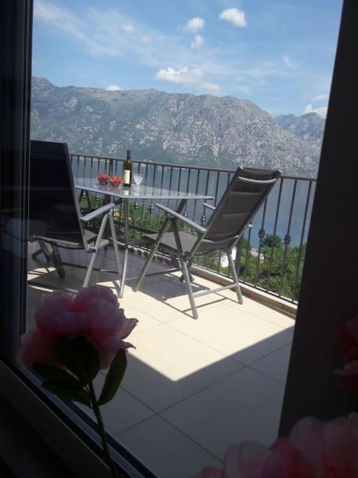 2Br Apartment With Pool コトル エクステリア 写真